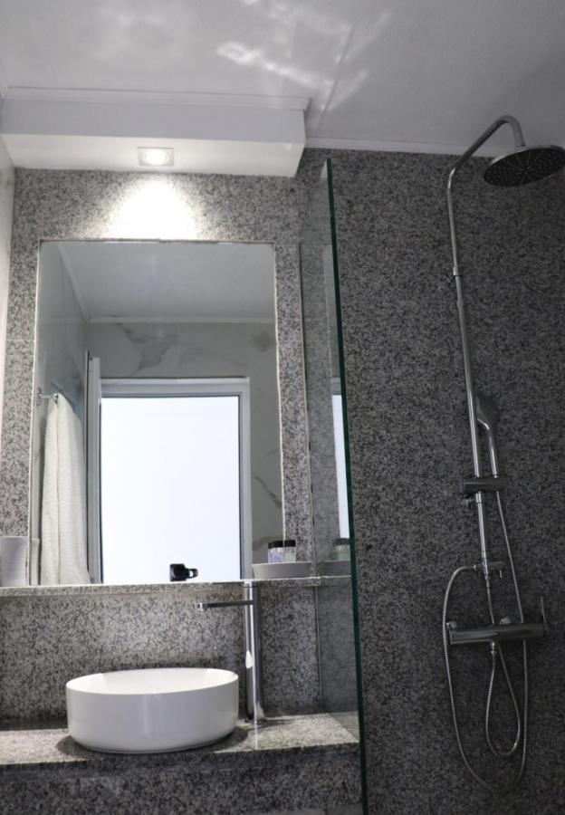 Fiosal Apartments 2 สเกียธอสทาวน์ ภายนอก รูปภาพ
